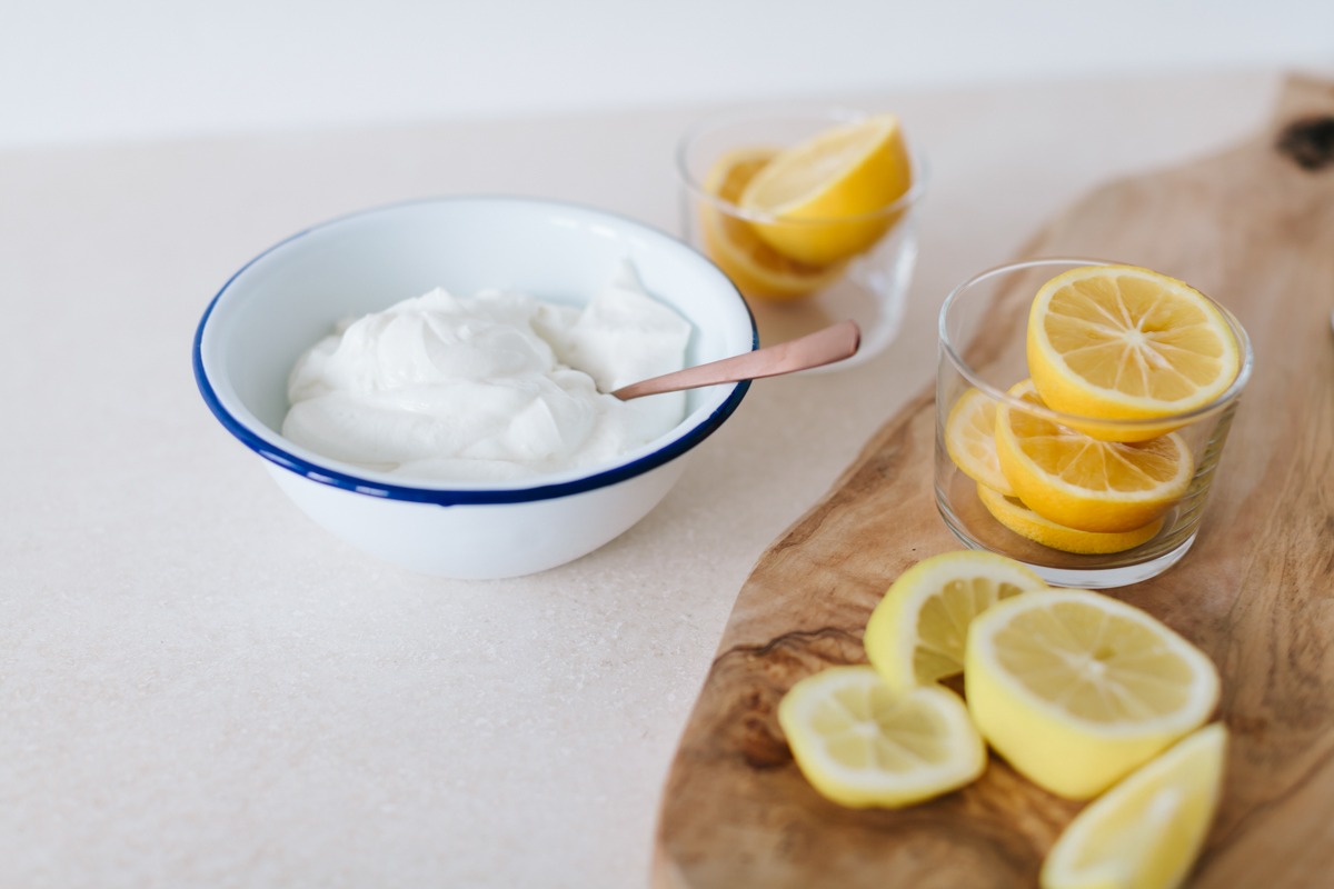 Mặt nạ sữa chua chanh có làm đẹp da như lời đồn?