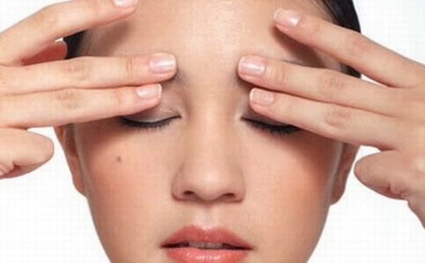 hậu quả của việc cắt mí mắt