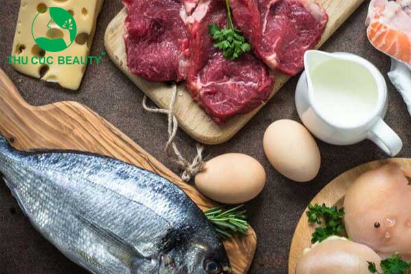 Sau cắt mí mắt nên kiêng ăn gì? Cách chăm sóc để mí mắt nhanh lành