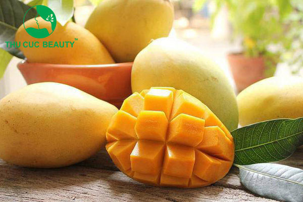 Cắt mí có được ăn xoài không