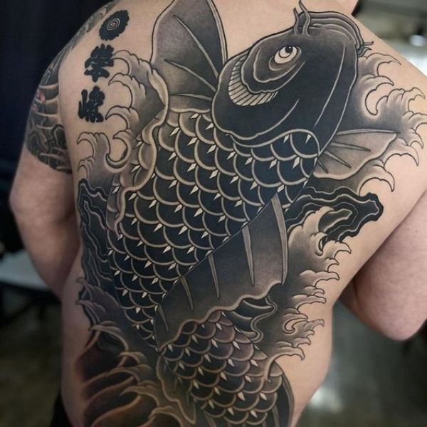 Tattoo chú cá chép hóa thành rồng nhật cổ