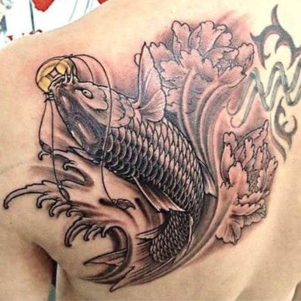 Tattoo chú cá chép hóa thành rồng nhỏ đẹp