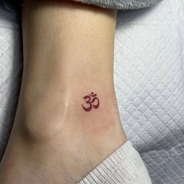 Tattoo chữ nhẫn nhỏ