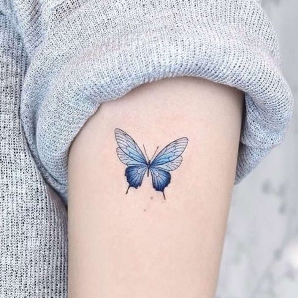 Tattoo con bướm mini ở tay
