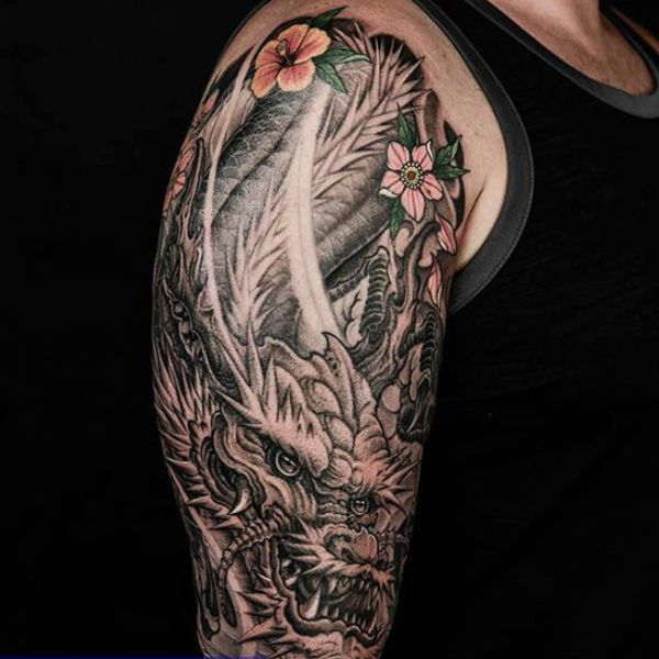 Tattoo rồng ở bắp tay