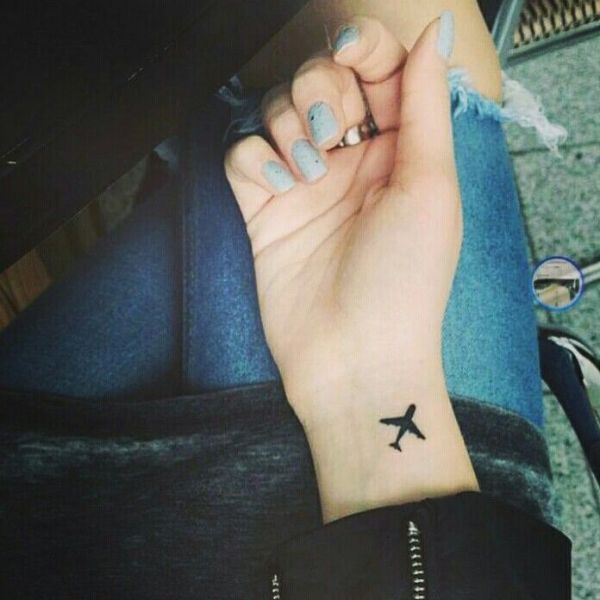 tatoo máy bay mini