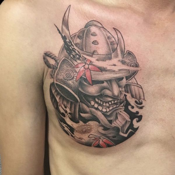 Tatoo samurai mặt quỷ ở ngực