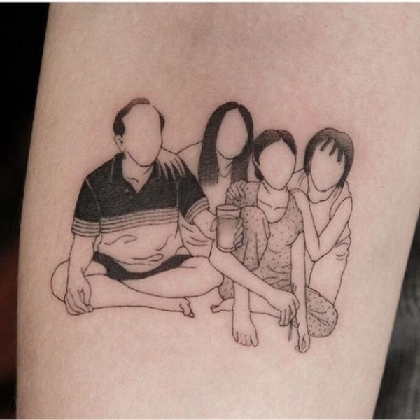 Cha u tattoo mái ấm gia đình 4 người