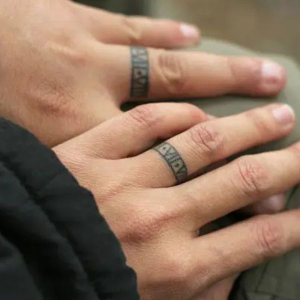 Tattoo cặp chiếc nhẫn