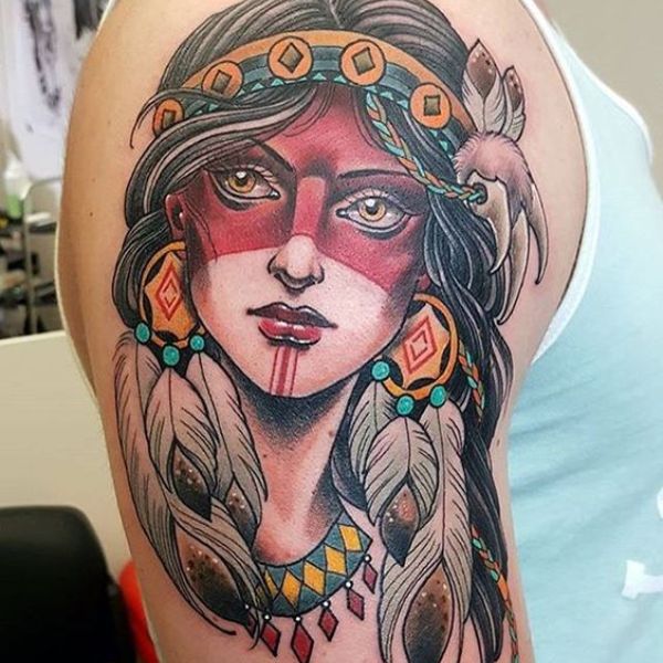 Tattoo cô gái thổ dân