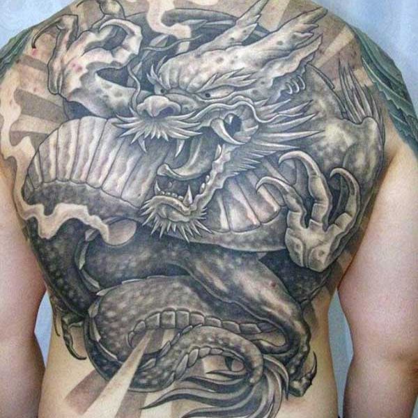 Tattoo con cái Long lửa kín lưng