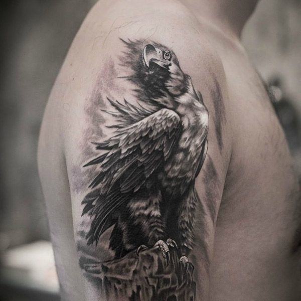 Tattoo đại bàng kiêu hãnh