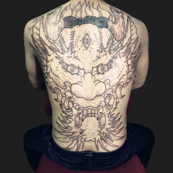 Tattoo đầu Long kín sườn lưng đẹp