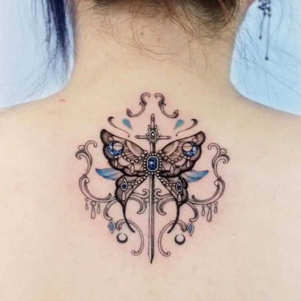 Tattoo đẹp sau lưng cho nữ