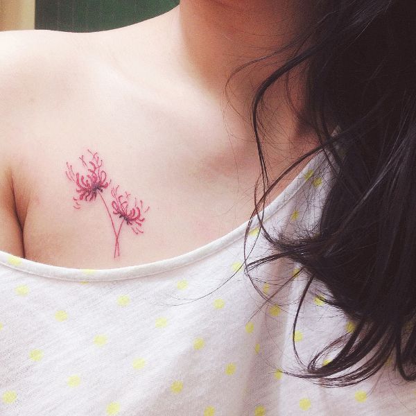 Tattoo hoa bỉ ngạn mini