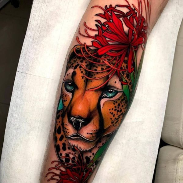 tattoo hoa bỉ ngạn và con hổ