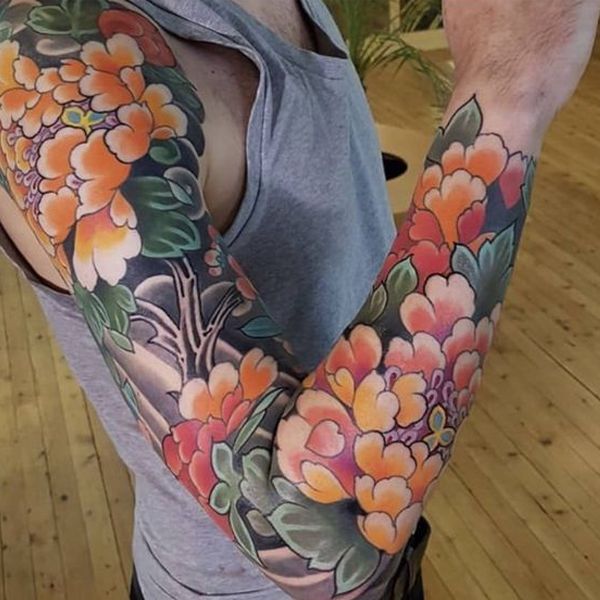 Tattoo hoa cúc nhật cổfull tay