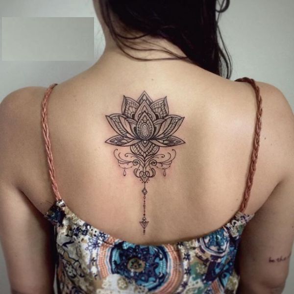  Tattoo hoa sen sau gáy cho nữ