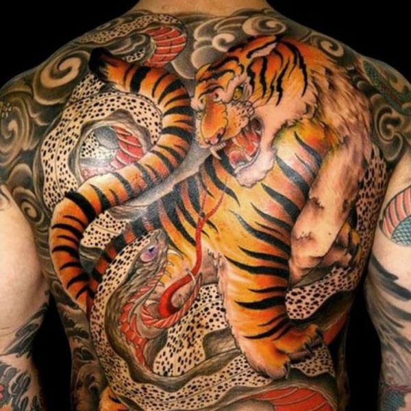 Tattoo lưng con hổ đẹp