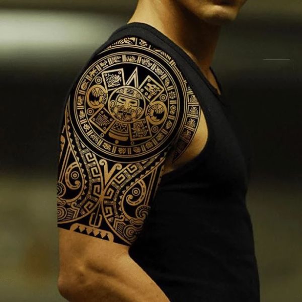 Tattoo maori bắp tay