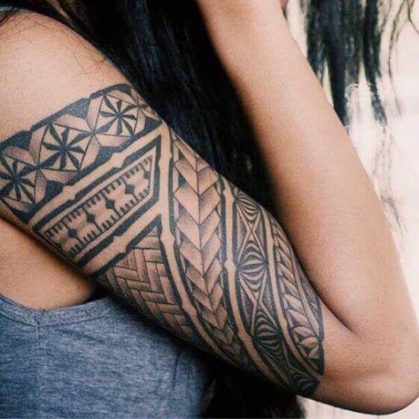 Tattoo maori kín bắp tay