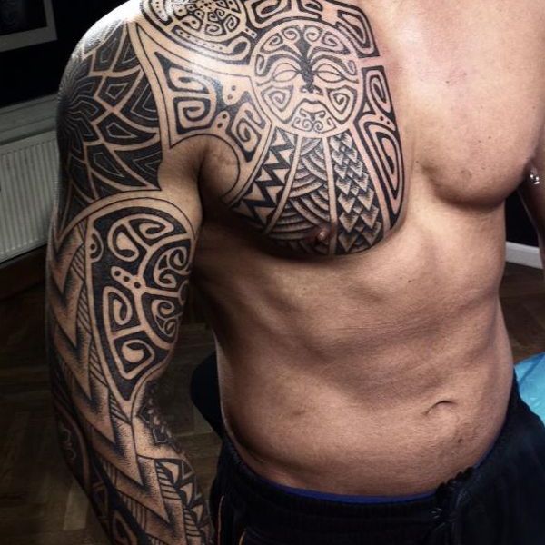 Tattoo maori kín tay đẹp cho nam