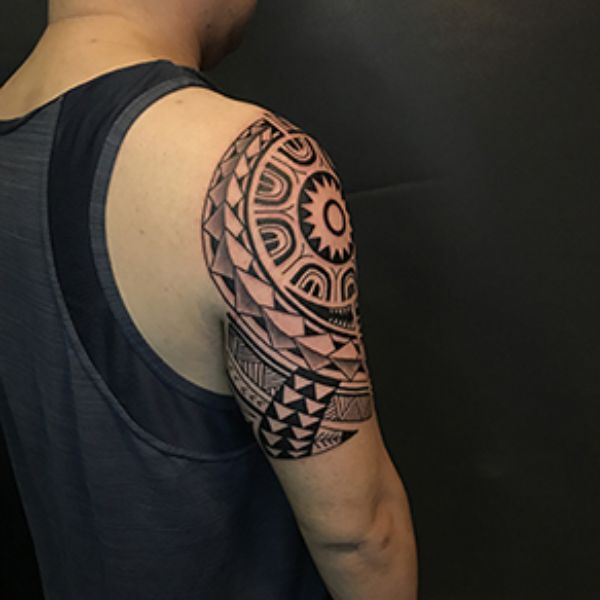 Tattoo maori tay đẹp cho nam