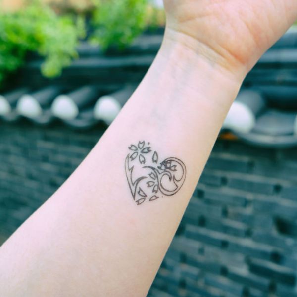 Tattoo mini đẹp cánh tay