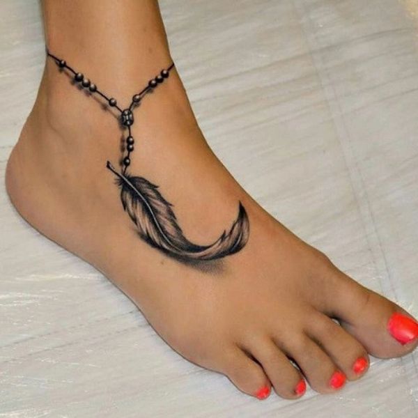 Tattoo mini đẹp ở chân cho nữ
