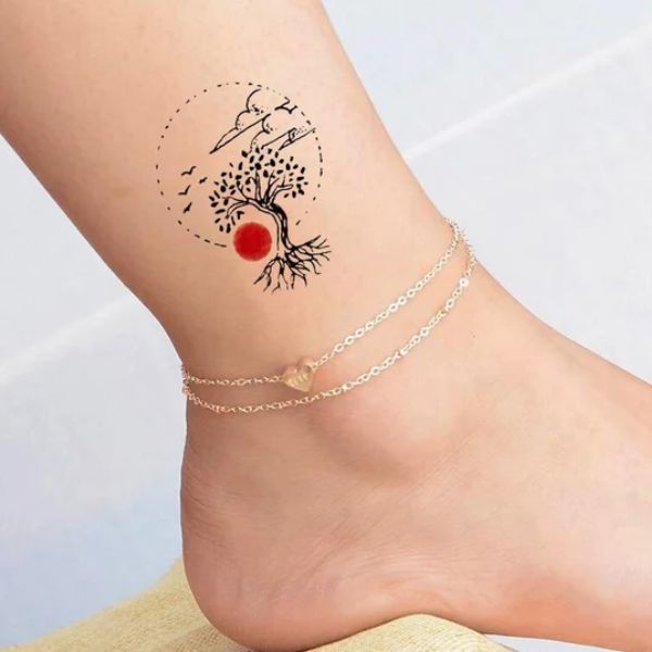 Tattoo mini đẹp ở chân