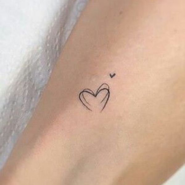 Tattoo mini đẹp trái tim cho nam