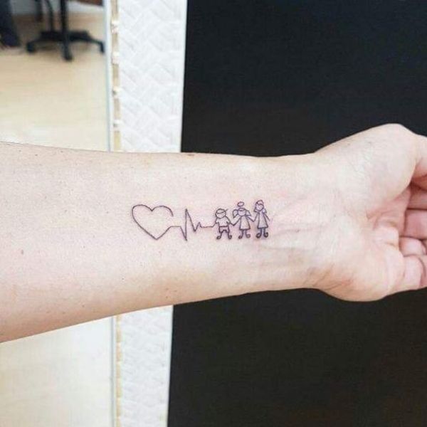 Tattoo mini chân thành và ý nghĩa về gia đình