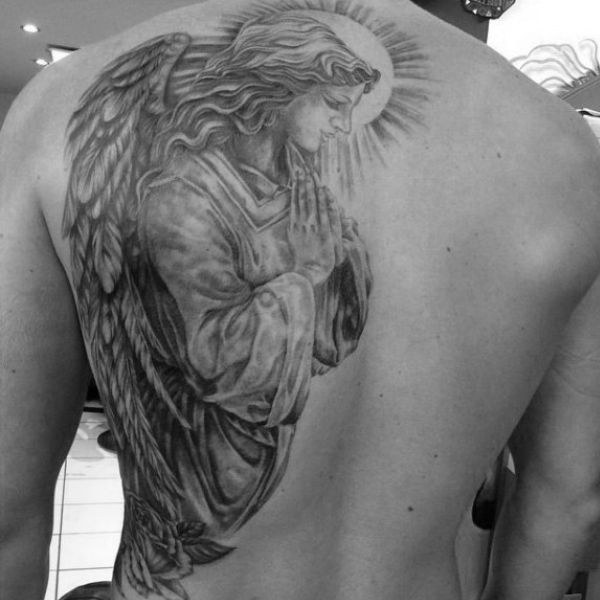 Tattoo nửa lưng thiên thần