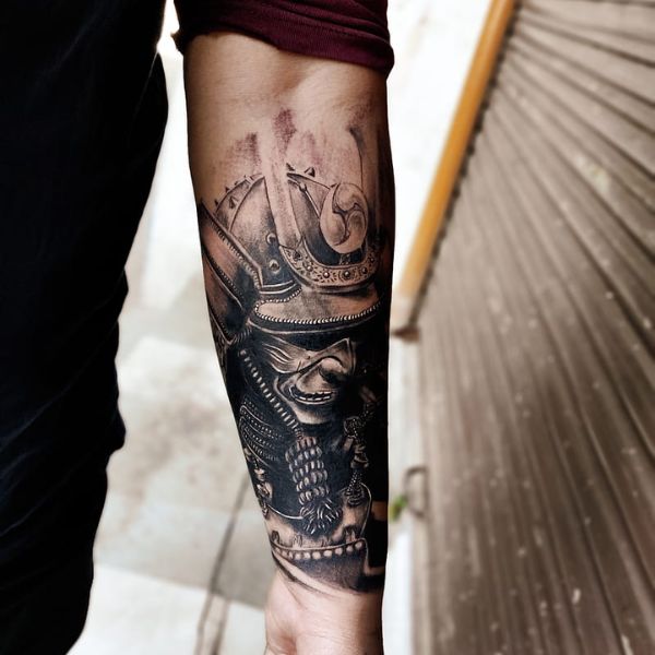 Tattoo samurai ở cánh tay