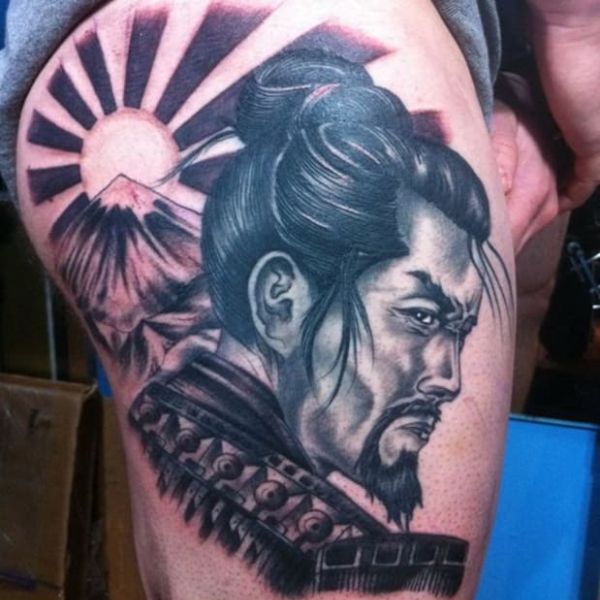 Tattoo samurai ở hông