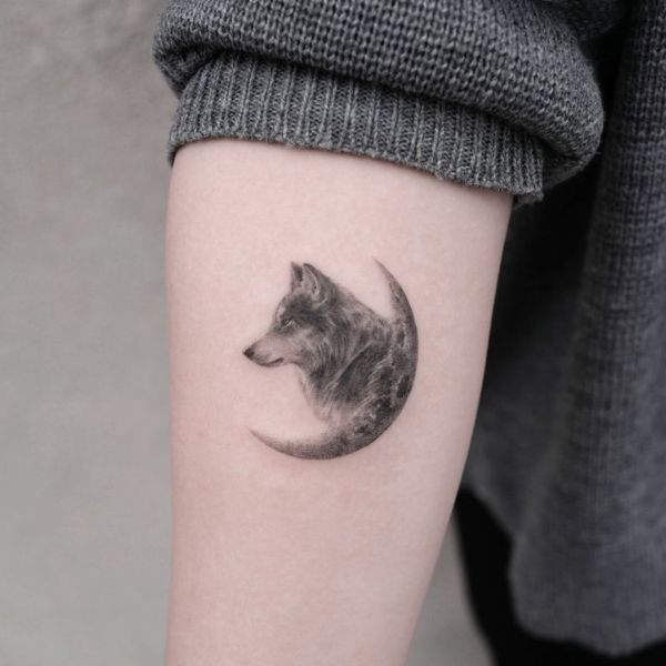 Hình xăm chó sói có ý nghĩa tượng  Đỗ Nhân Tattoo Studio  فيسبوك