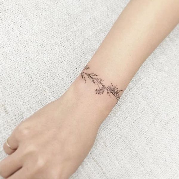Tattoo vòng tay cổ tay đẹp cho nữ
