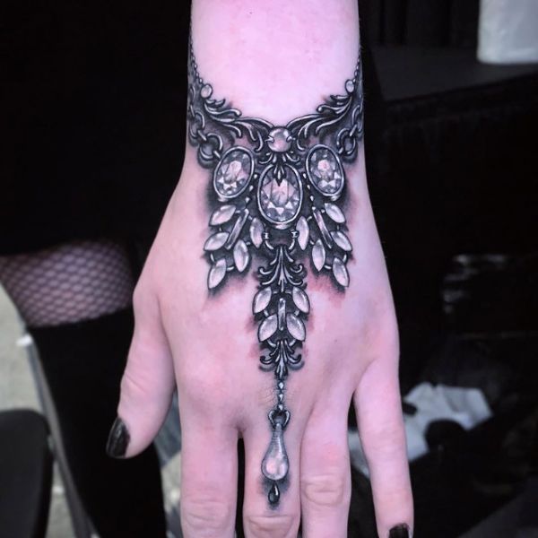 Tattoo vòng tay đẹp cho nữ