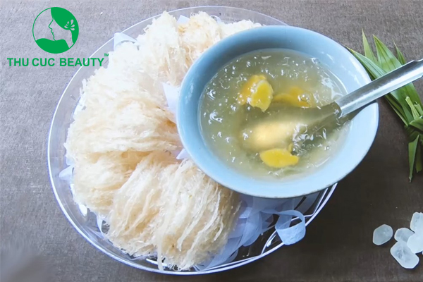 Sau cắt mí có ăn yến được không?