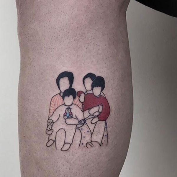 Tattoo phác hoạ họa gia đình