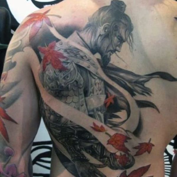 Tattoo samurai nửa lưng