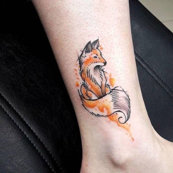 Tattoo cáo ở chân