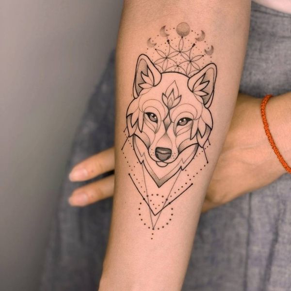 Tattoo chó sói đơn giản