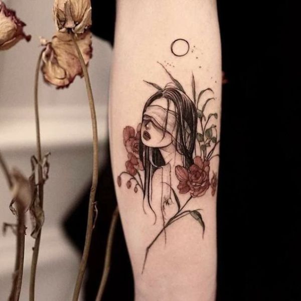 Tattoo cô gái buồn bịt mặt