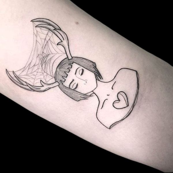 Tattoo cô gái buồn đơn giản