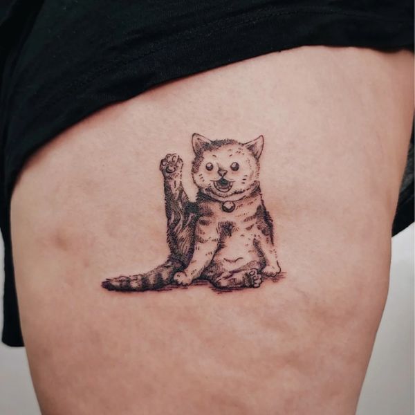 Tattoo con mèo ở sườn nam