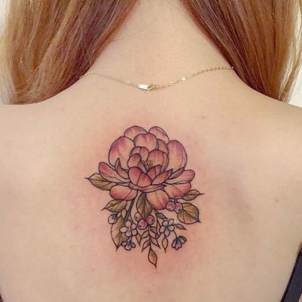 Tattoo đẹp cho nữ ở lưng hoa hồng