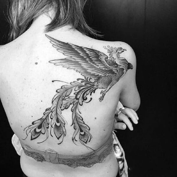 tattoo đẹp nhất cho tới phái nữ ở sườn lưng phượng hoàng