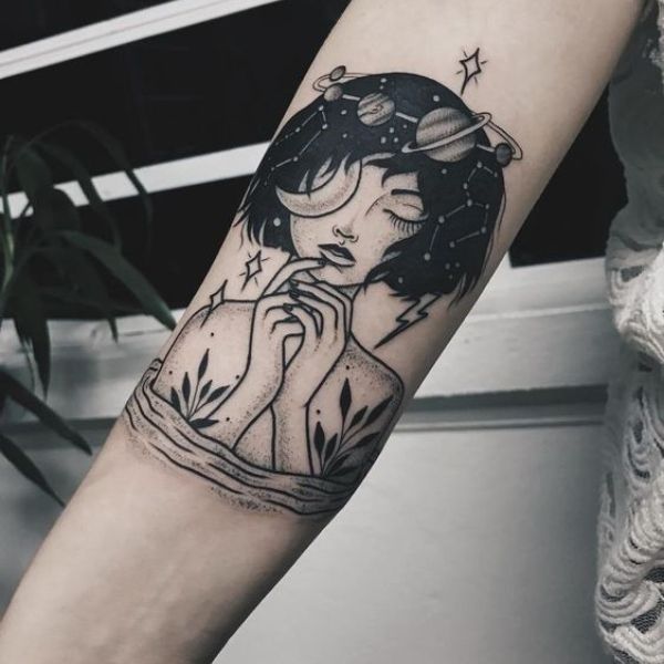 Tattoo đẹp về cô gái buồn