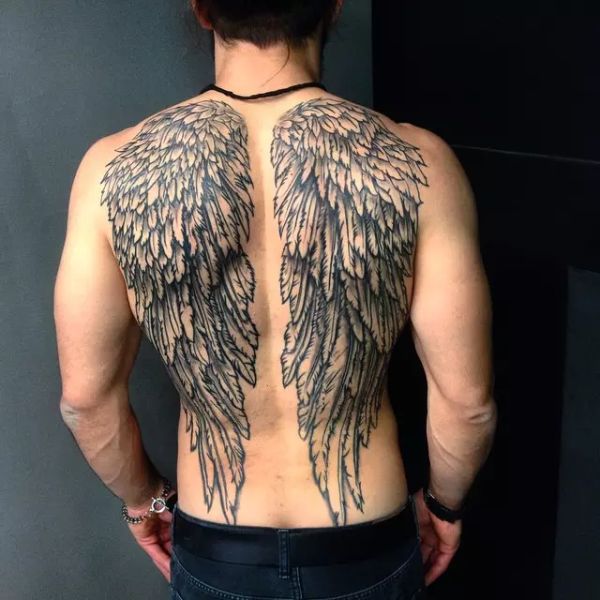 Tattoo đôi cánh quỷ